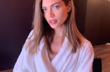 Valentina Sampaio - Victoria's Secret trans model